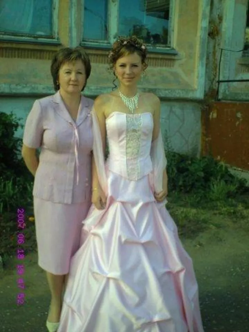 Продам выпускное Платье розового цвета