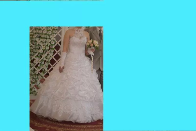 Продаётся белое свадебное платье (со стразами)